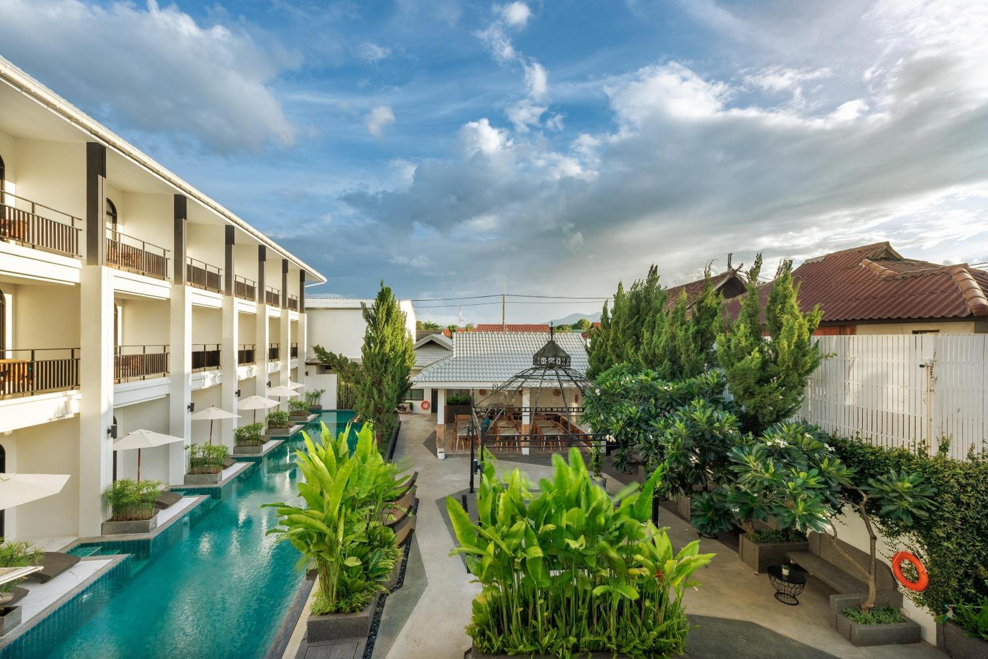 Ai Pai Hotel Exteriör bild